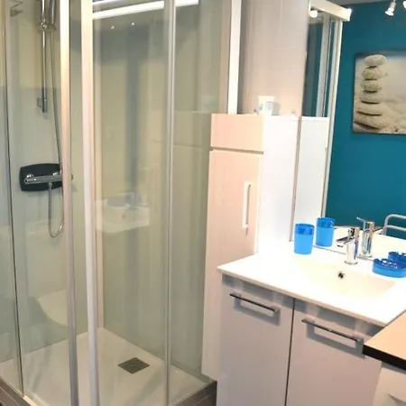 Le France Apartment *