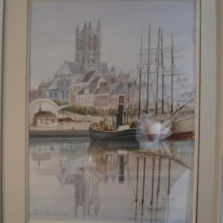 Le France Apartment